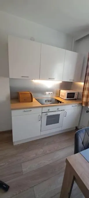 Sonnige Und Ruhige Wohnung In Innsbruck - Stadtrand 0*,  Austria